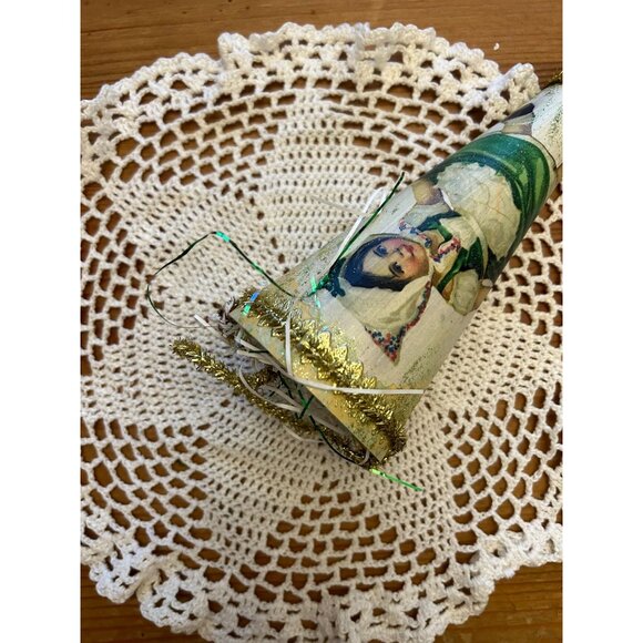 Vintage Dresden Star Victorian Paper Cone St Patricks Day Irish Dance Ornament - Picture 2 of 4